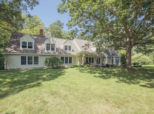 15 Don Byrne Way, South Hamilton, MA 01982