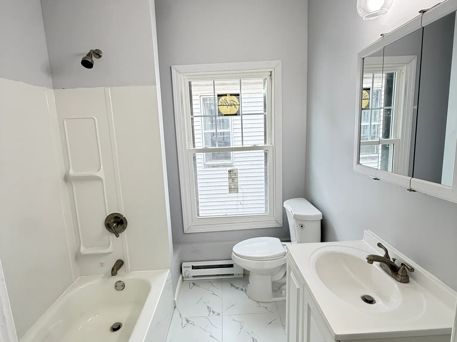 2 bed, 1000 sqft, $1,600 — Photo 4