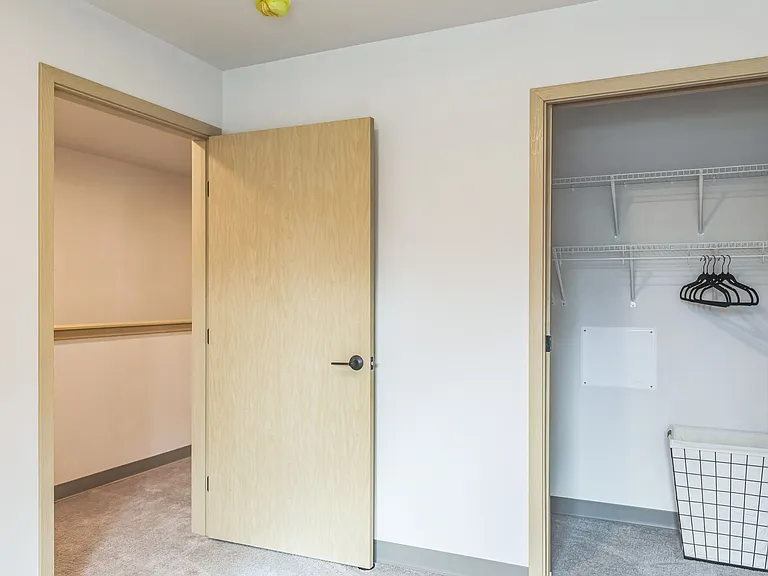 Lindoo School Apartments and Townhomes — Photo 23