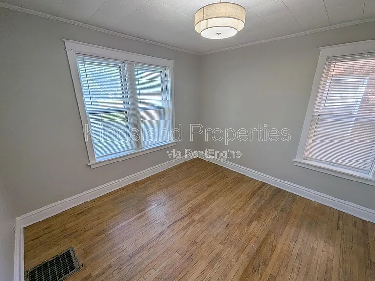 5707 Dewey Ave #1F — Photo 13