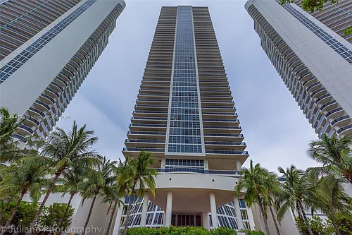1830 S Ocean Dr #1107 Photo 1