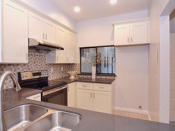 5th image of 4685 Albany Cir APT 110