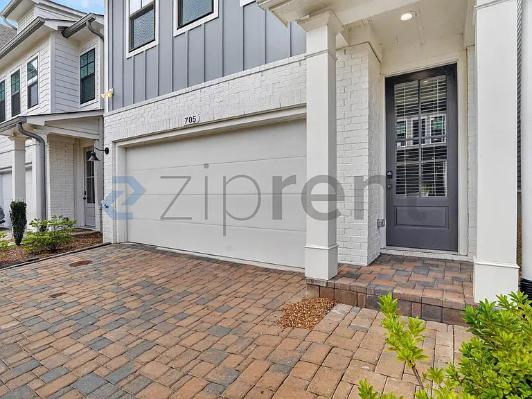 705 Stickley Oak Way — Photo 2