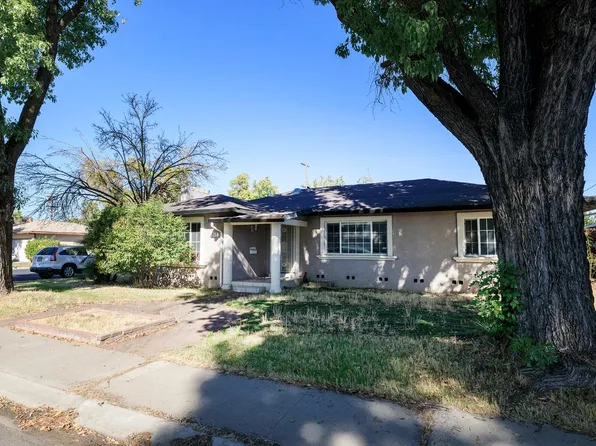 1317 Oakwood Dr, Modesto, CA 95350