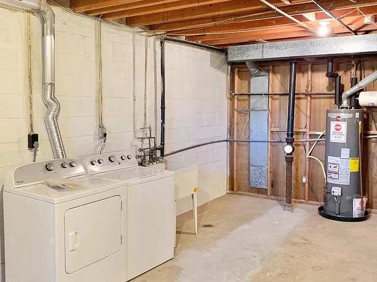 1557 Dunterry Pl — Photo 34