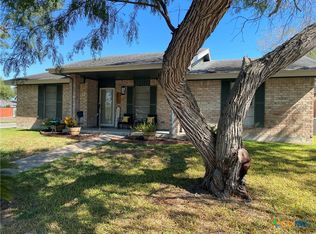 5901 Shadow Wood Dr, Corpus Christi, TX 78415