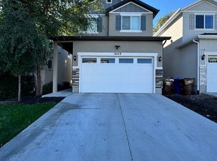 1669 W Rockaway Ln, West Jordan, UT 84088