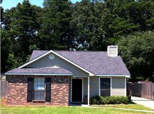 17545 Lawnside Ave, Greenwell Springs, LA 70739