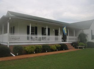 512 Parkers Levee Rd, Martin, TN 38237