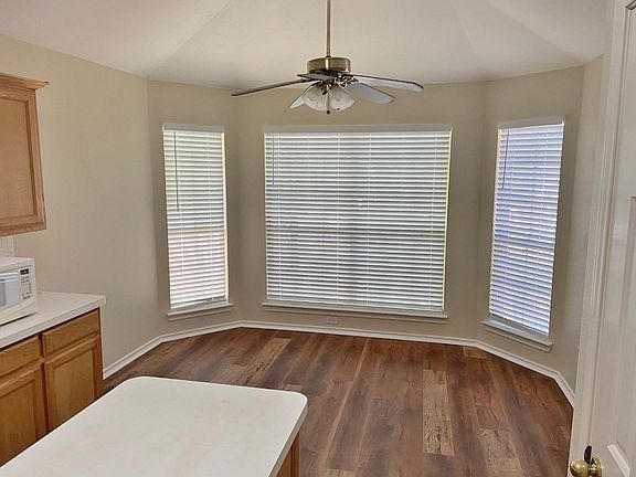 4th image of 4112 Boulder Park Dr