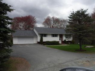 25 Bede Cir, Honesdale, PA 18431
