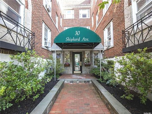 2nd image of 30 Shipherd Ave APT 3B