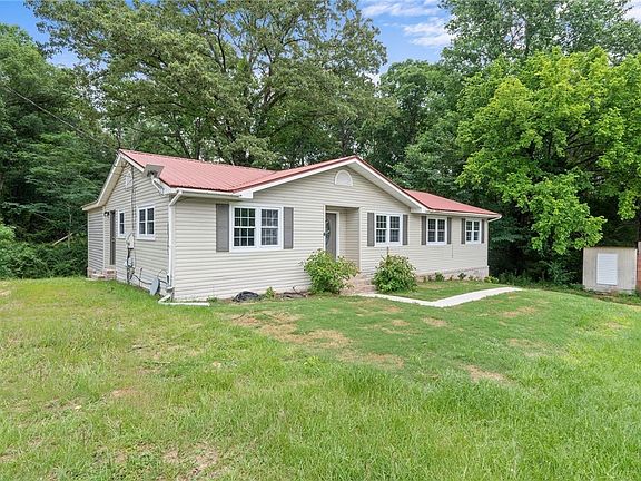 2nd image of 10859 Reece Rd
