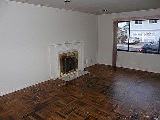 3rd image of 297 Westview Dr