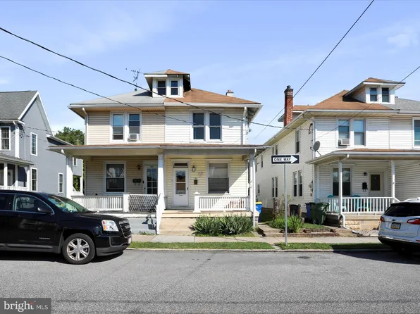 323 7th St, New Cumberland, PA 17070