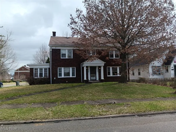 3303 Idlewood Ave, Youngstown, OH 44511