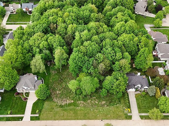 2nd image of Loxley Dr