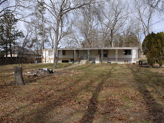 3rd image of 6034 Glenwood Drive