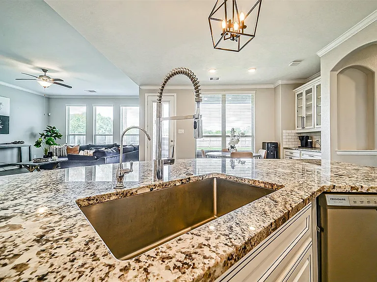 9507 Carson Ln — Photo 17
