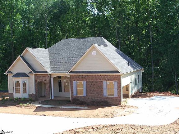 2nd image of 144 Waltzing Vine Ln