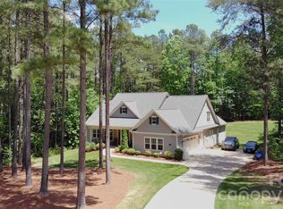 4660 Gold Finch Dr, Denver, NC 28037