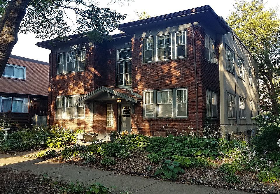 1st image of 3125 Fremont Ave S APT 2