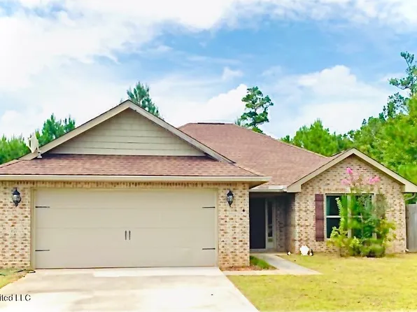 4 Summit View Dr, Perkinston, MS 39573