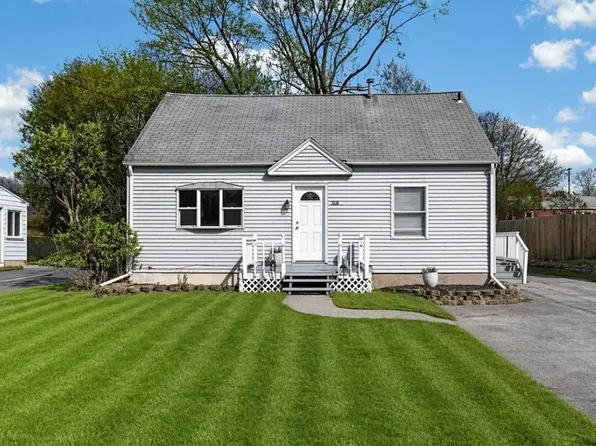 314 Russell Ave, Liverpool, NY 13088