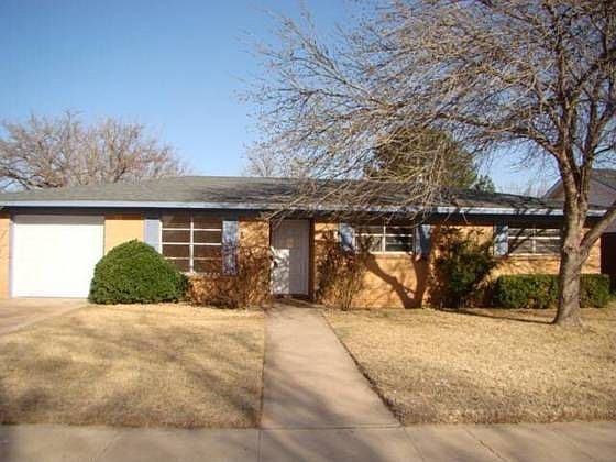 1st image of 305 Thornridge Dr