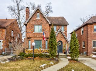 17205 Santa Barbara Dr, Detroit, MI 48221