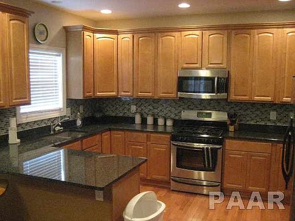 5th image of 10302 N Autumnview Ct