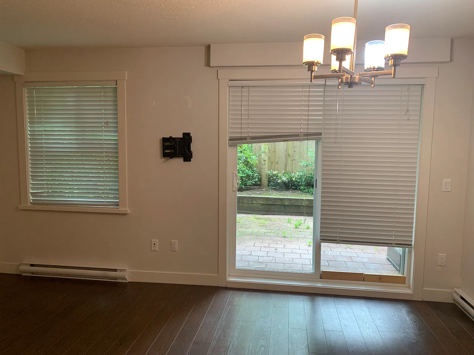 Ground Level Condo — Photo 4