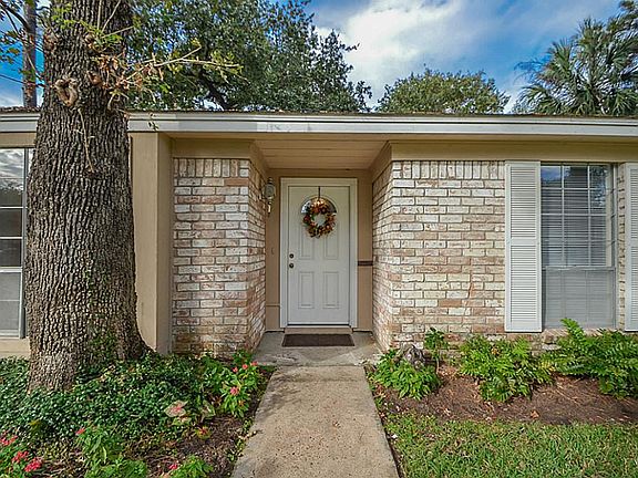 3rd image of 10914 Saint Marys Ln
