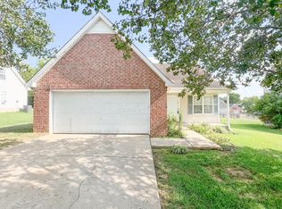 1023 Betty Lou Ln, La Vergne, TN 37086