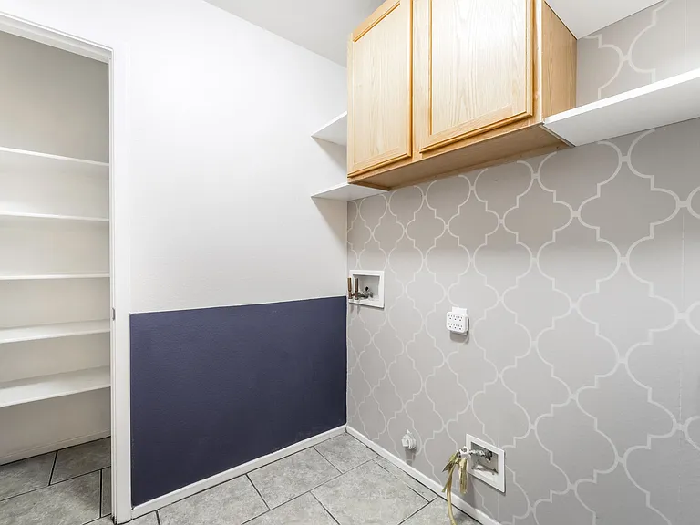 325 Silverado Pines Ave — Photo 14