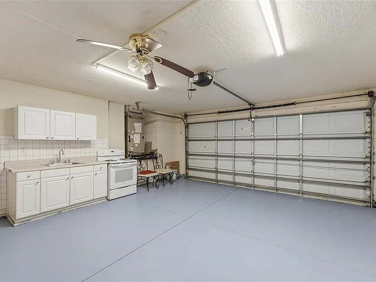 2819 Maguire Dr — Photo 28