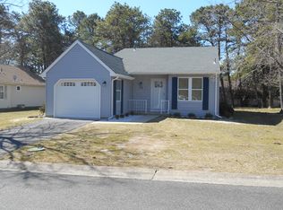 98 Sunset Rd, Whiting, NJ 08759