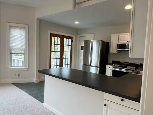 2 Lincoln Ave, Quincy, MA 02170