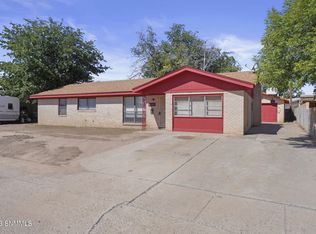 2045 Avalon Dr, Las Cruces, NM 88005