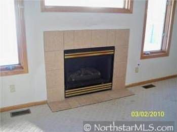 4th image of 12937 Kenyon St NE