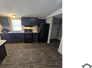 1120 Wildwood Dr, Fayetteville, NC 28304