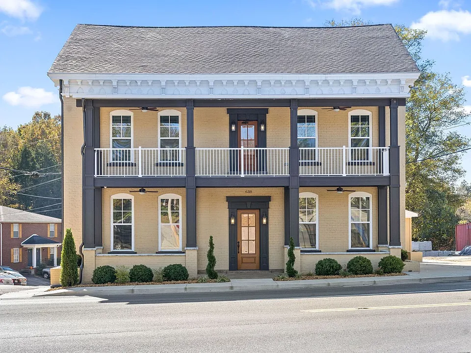 Madison St - 638 (x8)