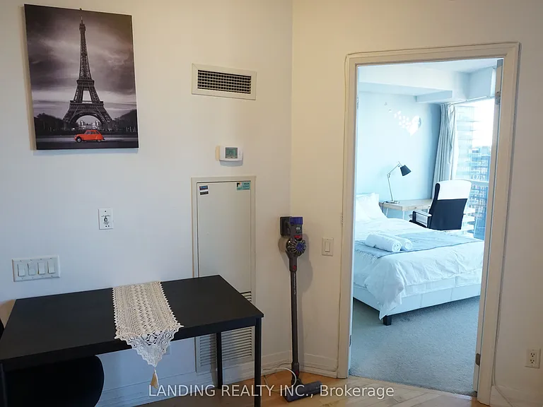 21 Carlton St #3404 — Photo 9