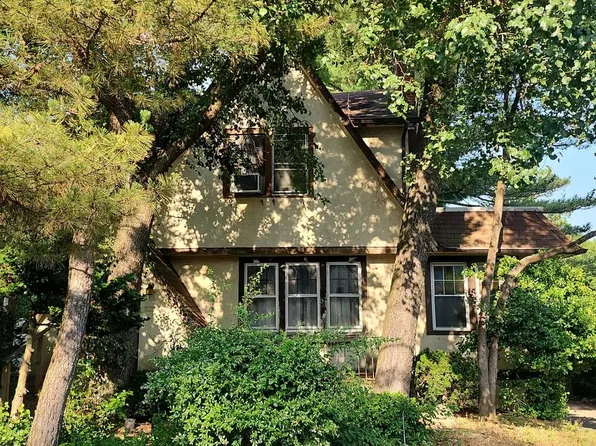 437 Mountain View Rd, Englewood, NJ 07631