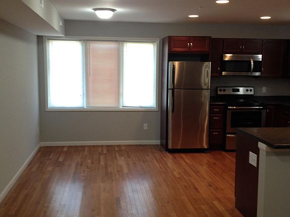2nd image of 2717 E 32nd St Unit 3