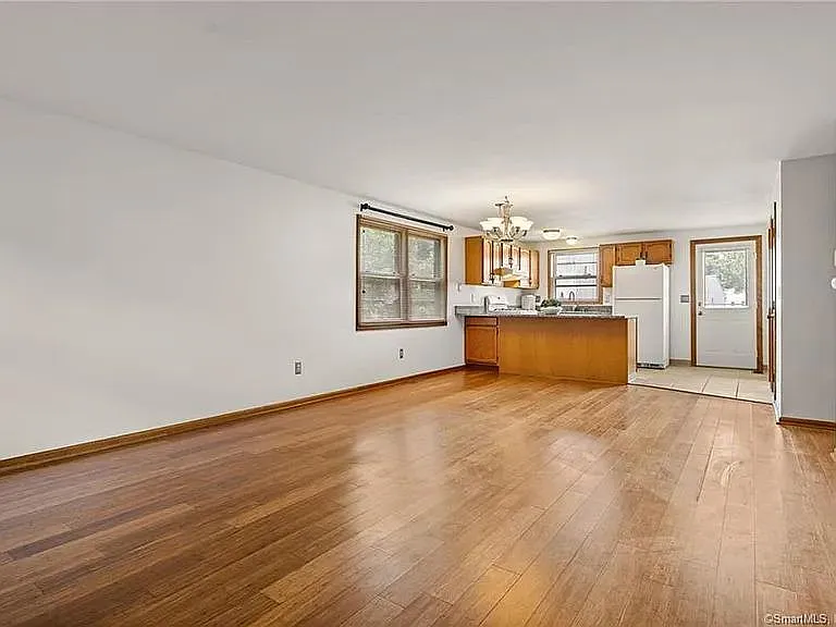 9 Persimmon Ln — Photo 9