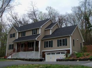 367 Rocky Hill Rd, Northampton, MA 01062