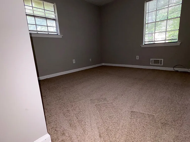 3932 Tanglewood Rd — Photo 5