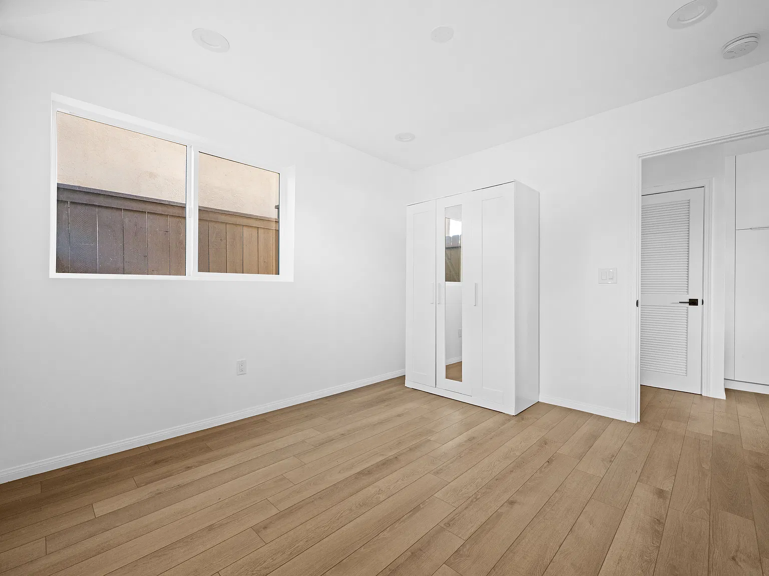 1 bed, 404 sqft, $2,595 — Photo 4