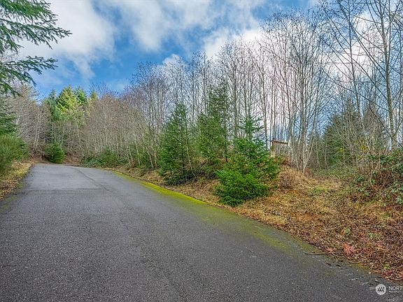 3rd image of 240 Central Valley Drive